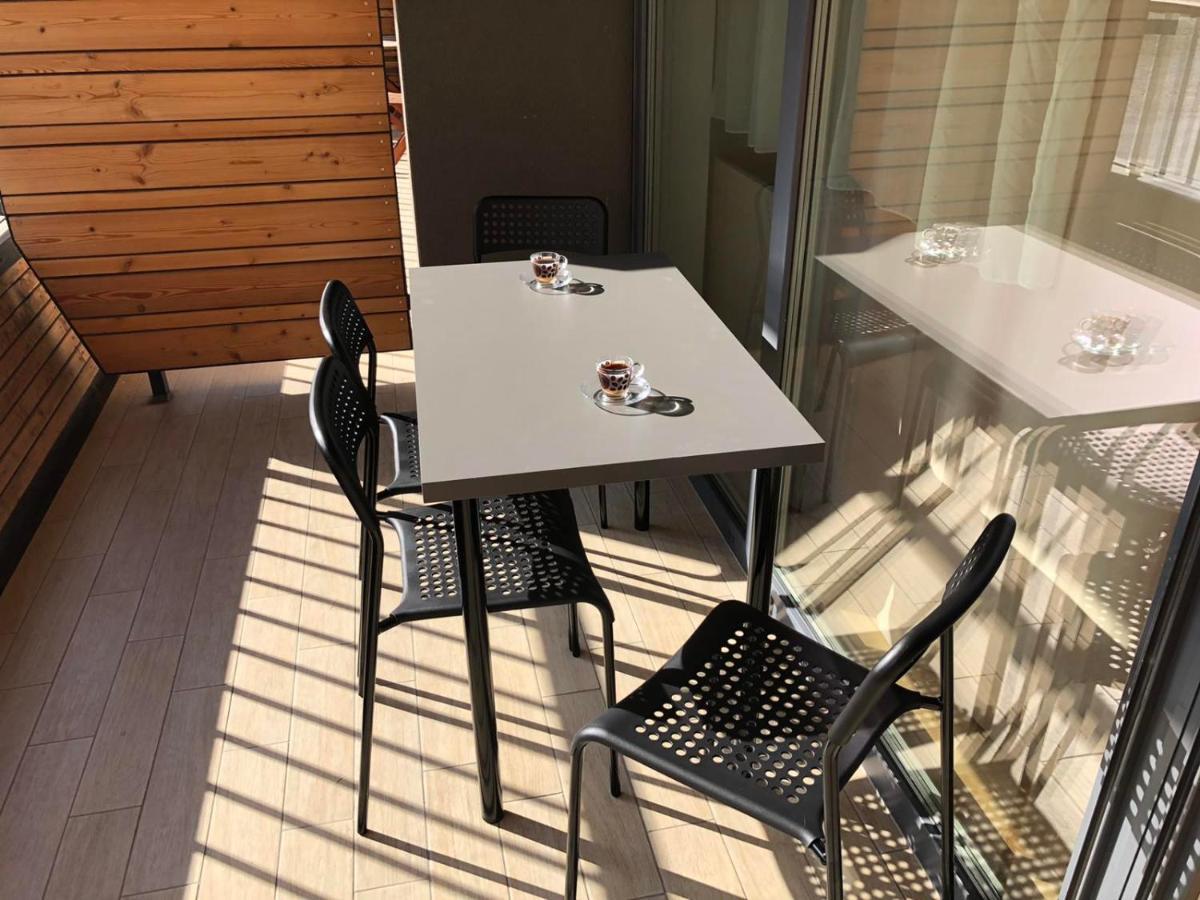 Apartma Runi Pod Zlato Lisico Pekre Bagian luar foto