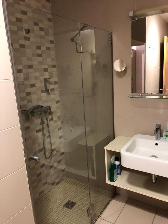 Apartma Runi Pod Zlato Lisico Pekre Bagian luar foto